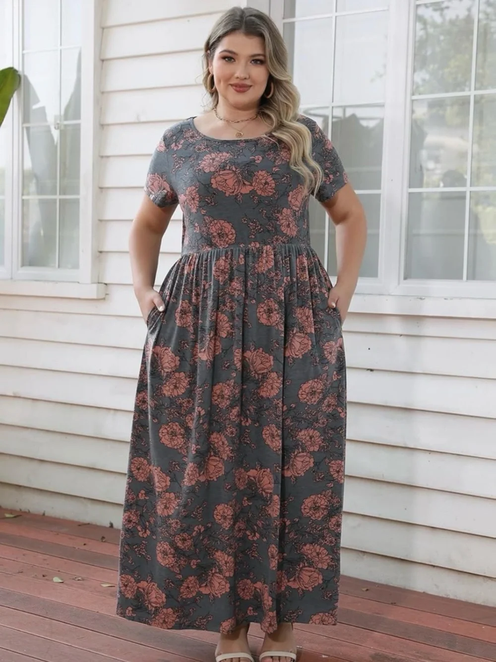 Plus Size Navy Floral Short Sleeve Maxi Dress with Pockets - Picture 2 of 6